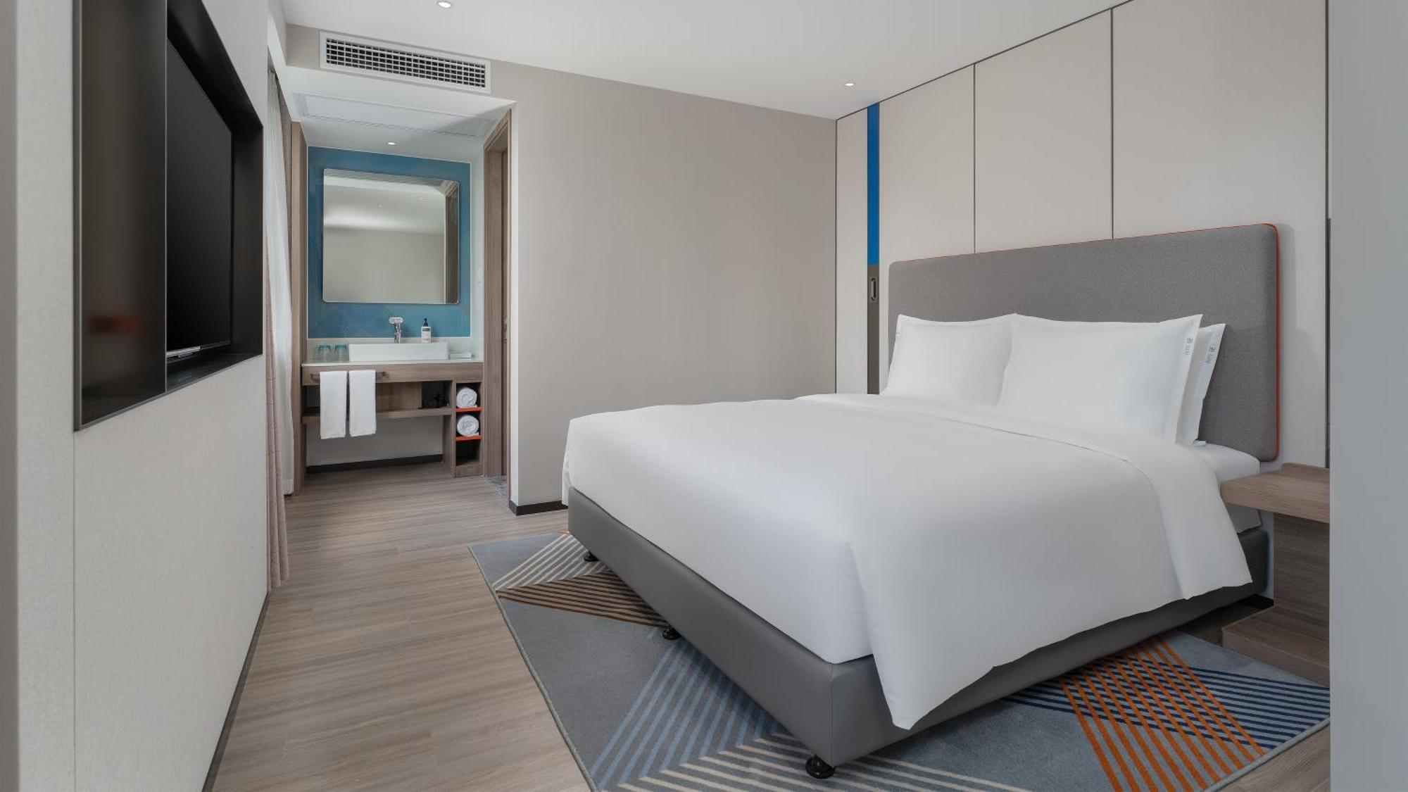 Holiday Inn Express Qingdao Shibei By Ihg Eksteriør bilde