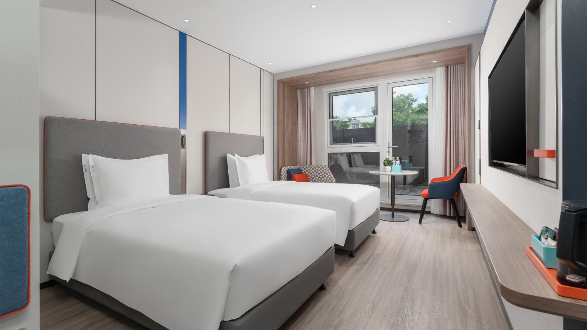 Holiday Inn Express Qingdao Shibei By Ihg Eksteriør bilde