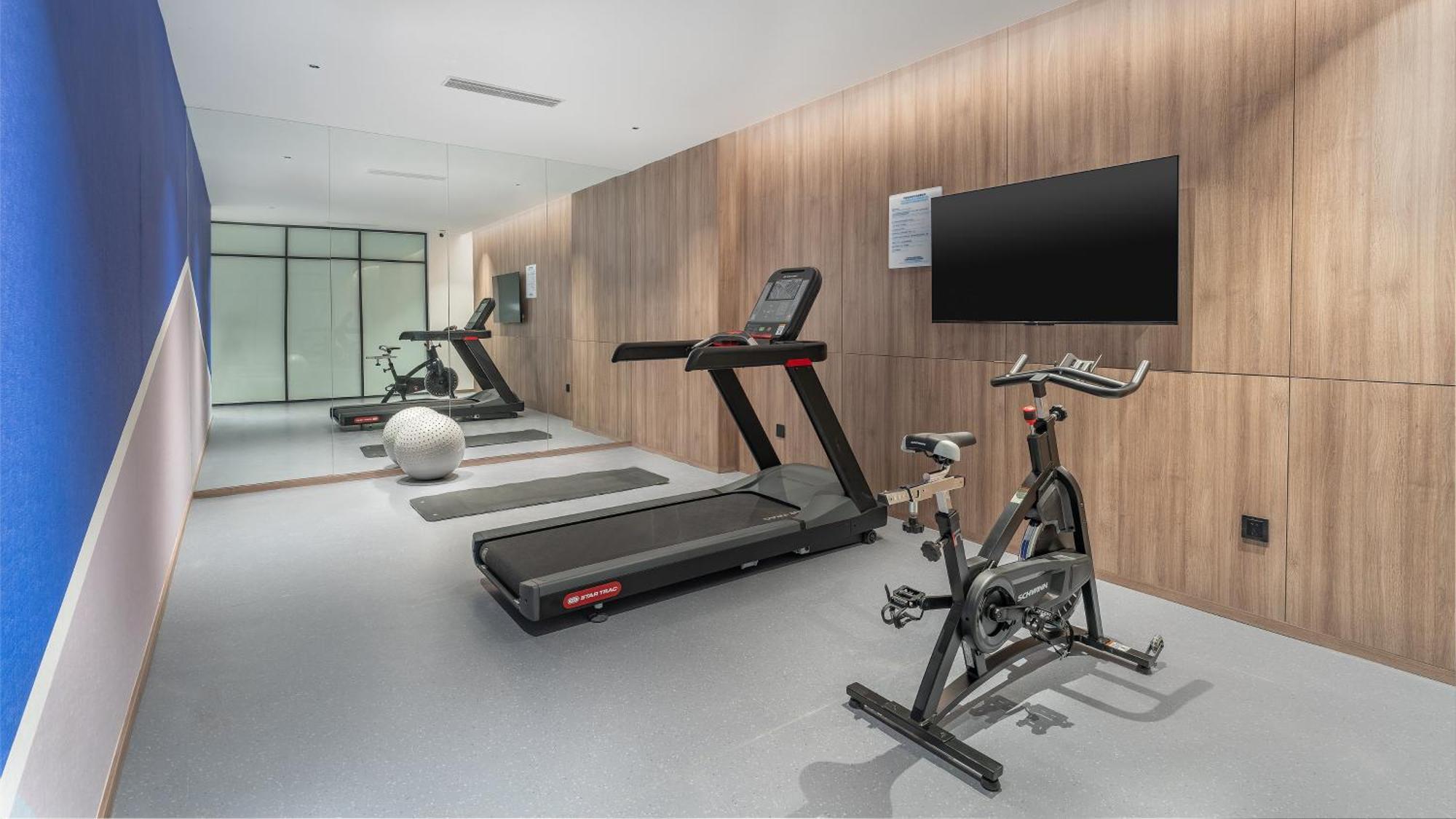 Holiday Inn Express Qingdao Shibei By Ihg Eksteriør bilde