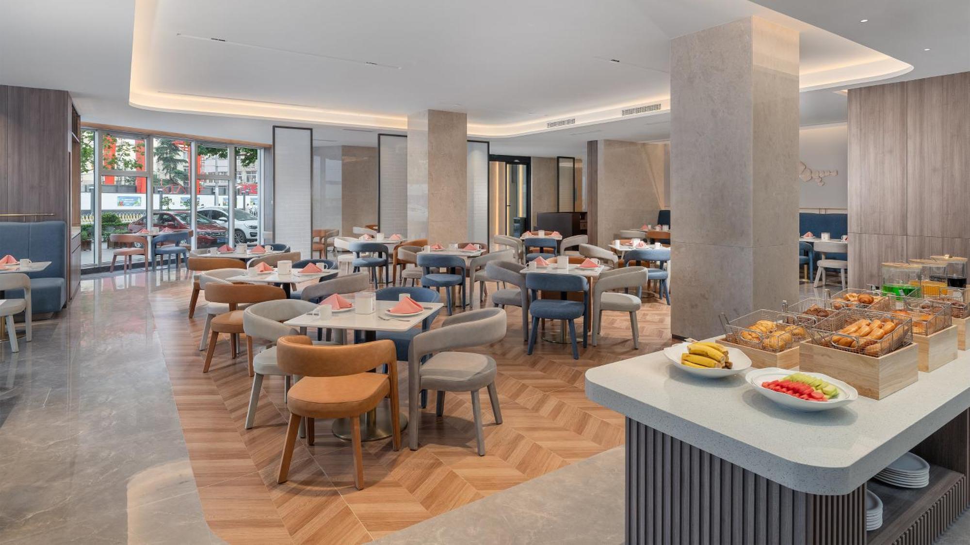 Holiday Inn Express Qingdao Shibei By Ihg Eksteriør bilde